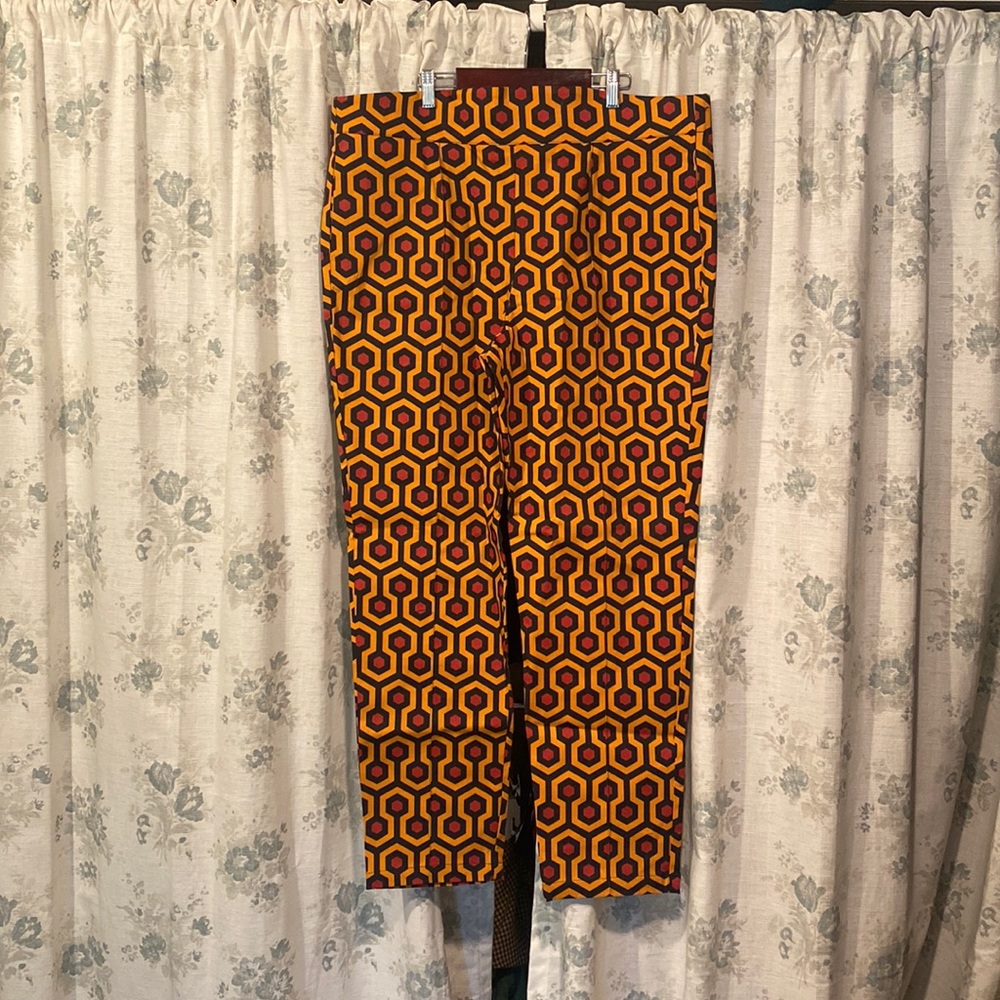 Pinup Girl Clothing by Laura Byrnes hotel print trousers